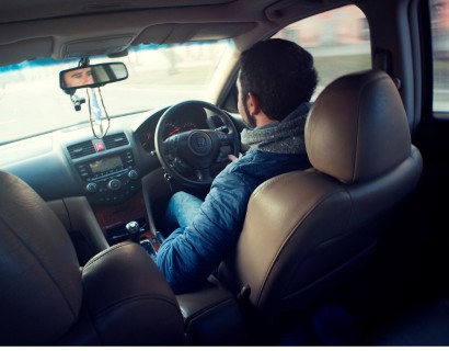 Automatic vs Manual: Why Automatic Lessons Are Booming in Surrey